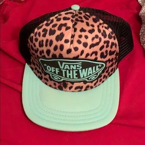 Vans leopard hat